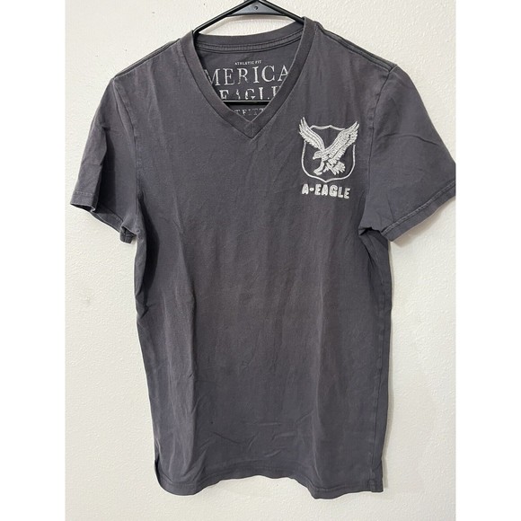 American Eagle Classic Fit Tee XS V-neck Graphic Men Short Sleeve Gray - Picture 1 of 6